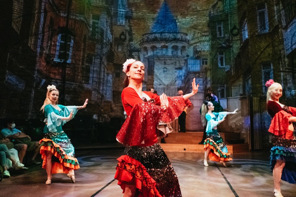 Istanbul: Turkish Dance Show at Hodjapasha Cultural Centre