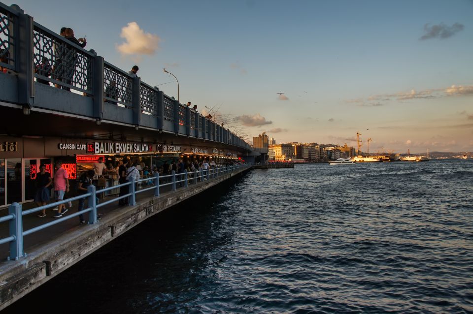 Galata Walking Tour: Tower, Bridge, SALT and Spice Bazaar