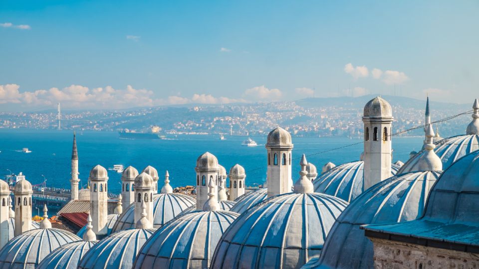 Istanbul: Suleymaniye Mosque Tour with Local Guide
