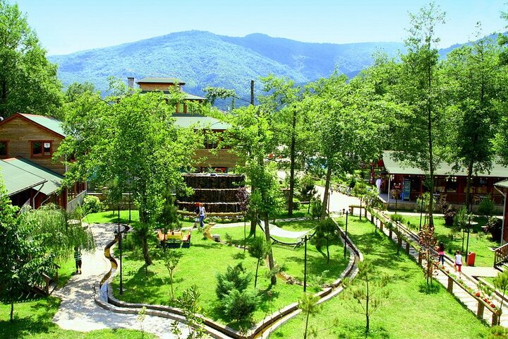 Daily Sapanca & Ma?ukiye & Mahmudiye Tour with Lunch from Istanbul