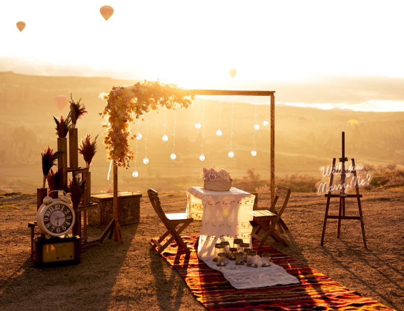 Cappadocia: Marry Me Proposal with Photographer