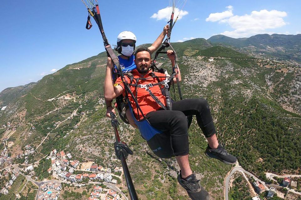 Antalya: Tandem Paragliding Experience with Transfer