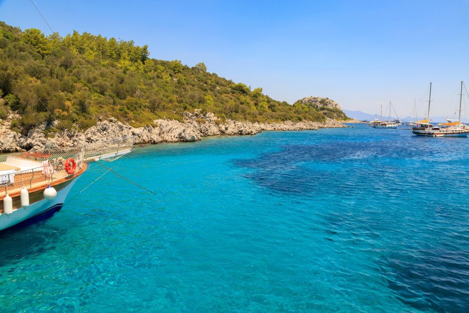 Bodrum: Pirate Boat Cruise