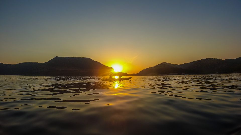 Fethiye: Saint Nicholas Island Sea Kayaking Half-Day Tour