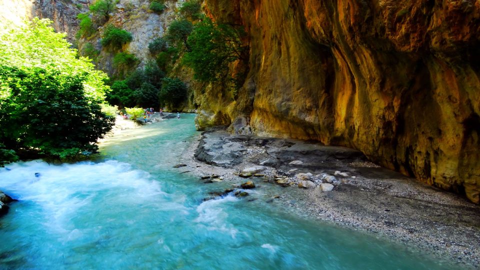 Fethiye: Jeep Safari Tour to Tlos Ruins & Yakapark with BBQ