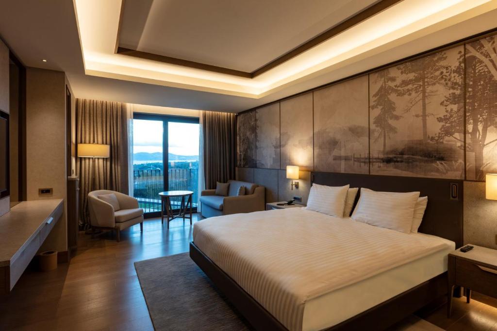 Superior Deluxe Room