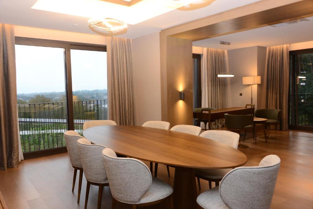 King Suite