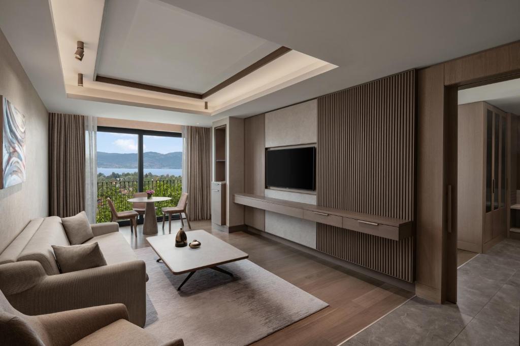 Suite Room