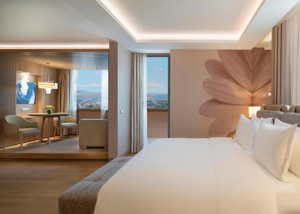 Suite Room Bosphorus View One King Bed