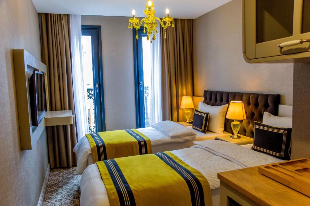 Standard Twin Room
