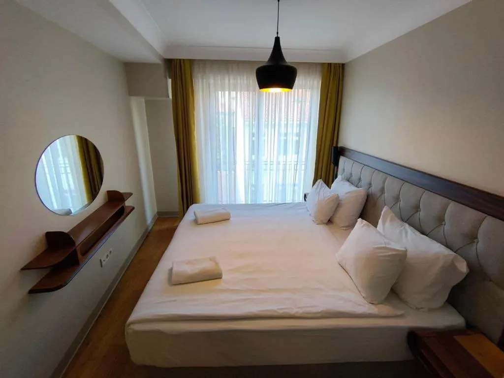 Special Group Package Offer - One Bedroom Apartment