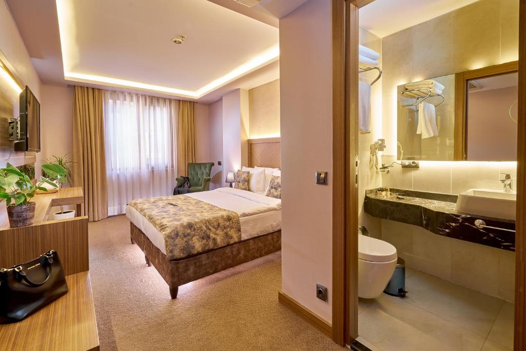 Economy Double or Twin Room