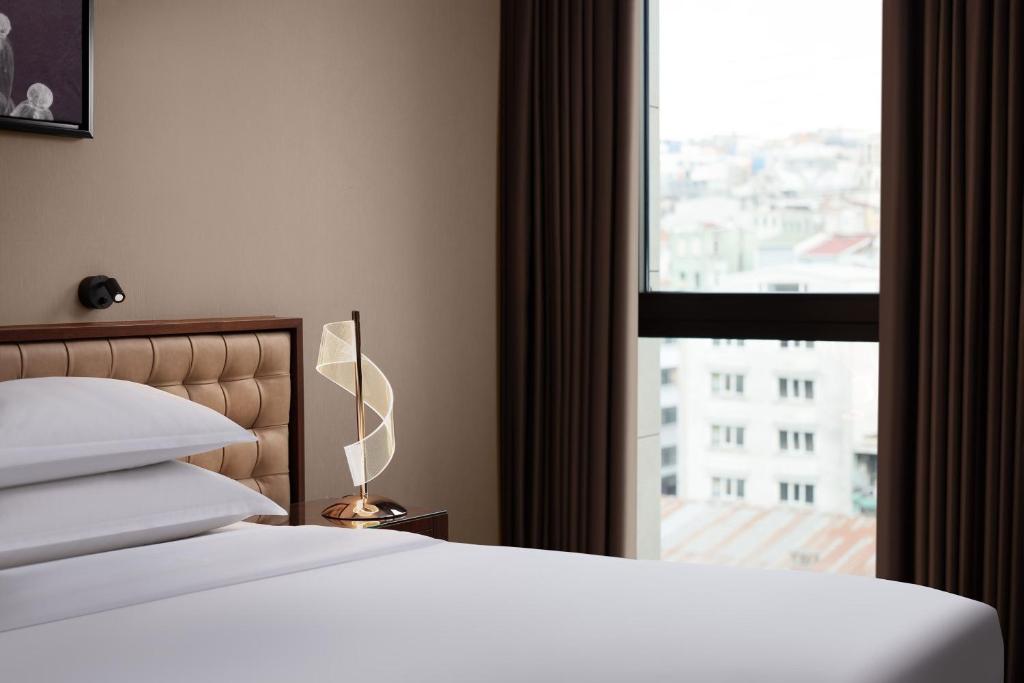 Executive Room (Lounge Access) - Single