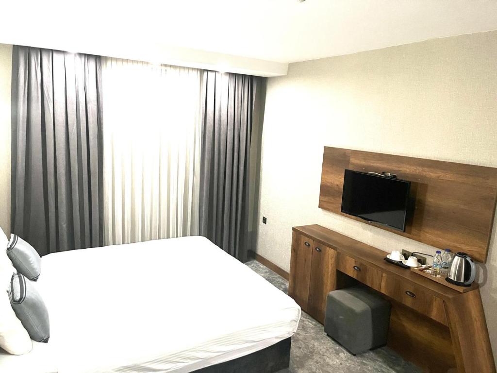 Budget Single Room (No Window)