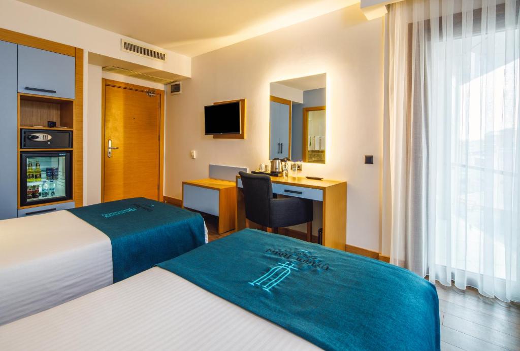 Family Suite with Balcony