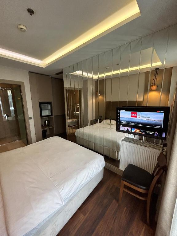 Small Double Room