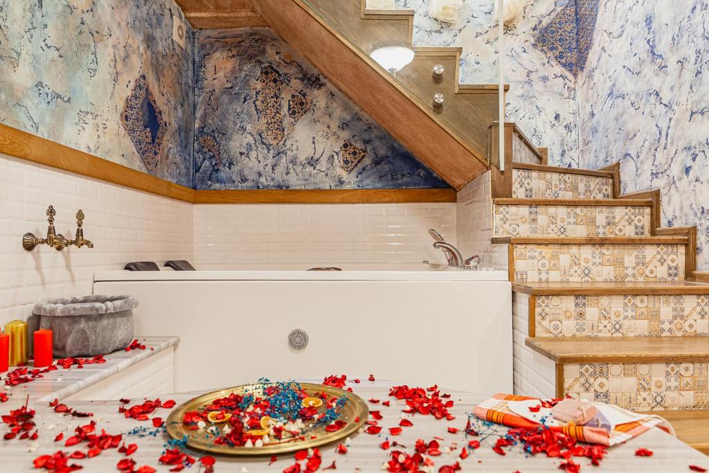 Penthouse Apartment with Turkish Bath