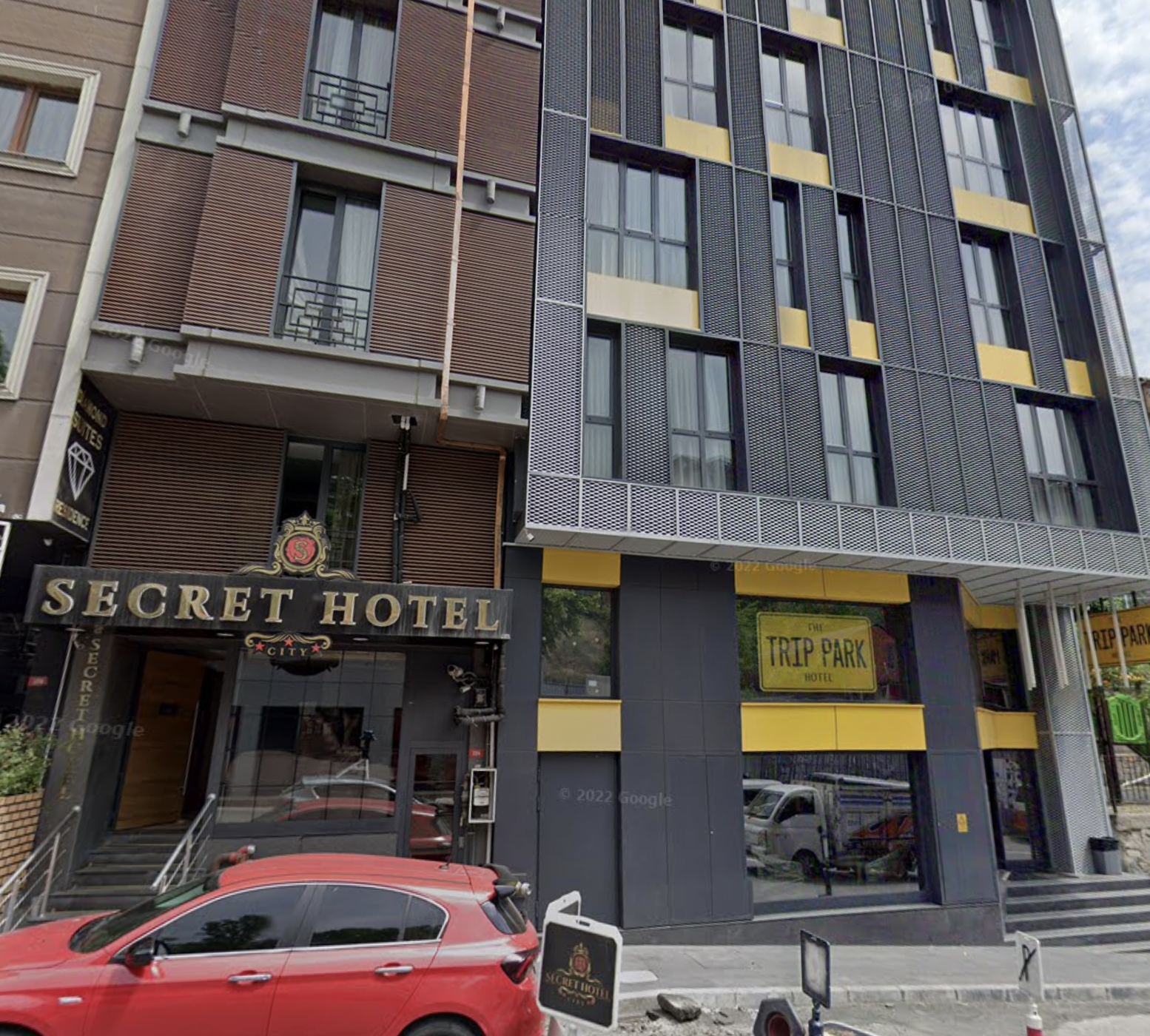 SECRET HOTEL