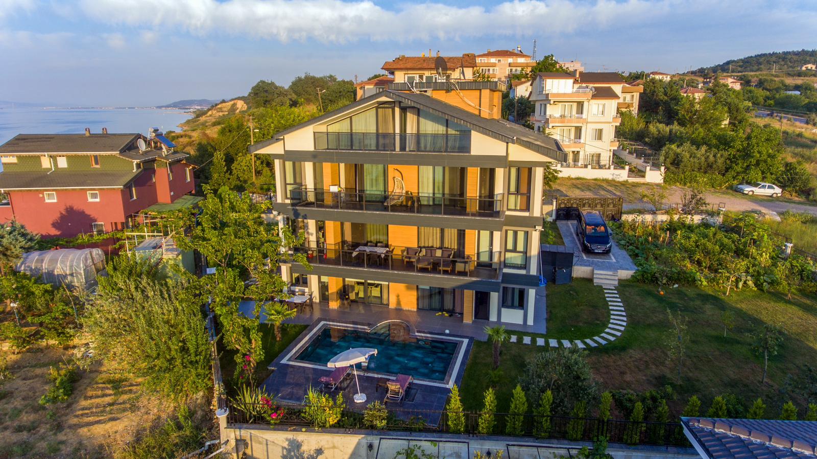 8 Bedrooms Luxury Villa - Yalova