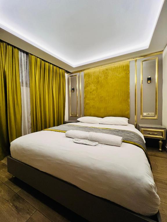 Double Room with Patio