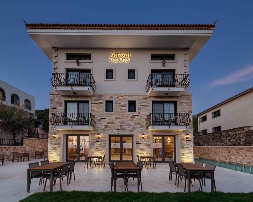 Atrium Ta┼ƒ Otel