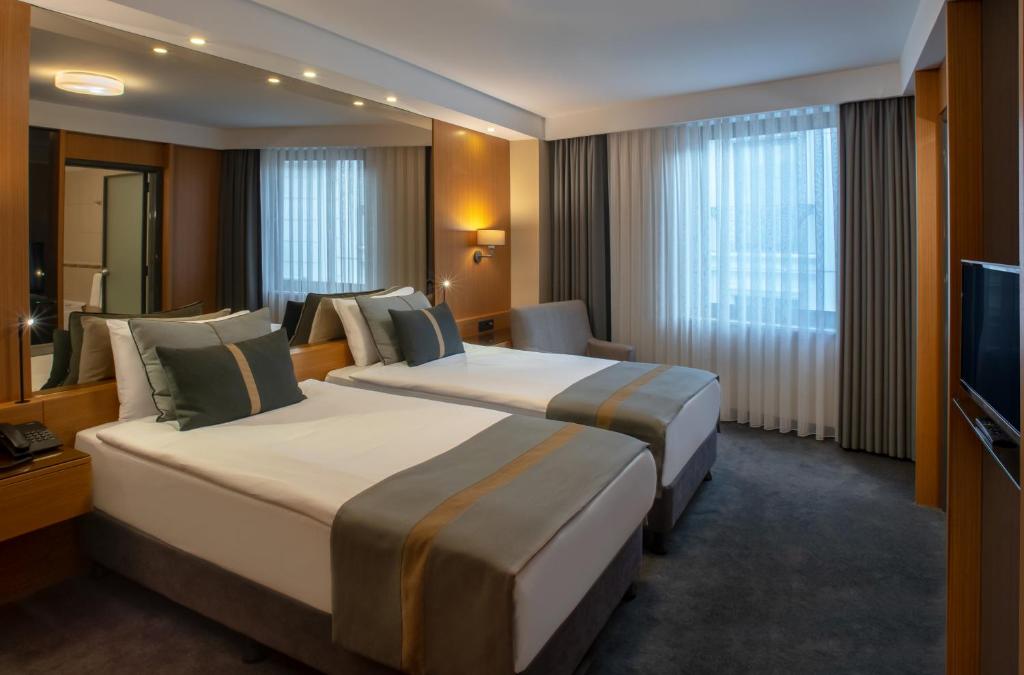 Superior Double or Twin Room