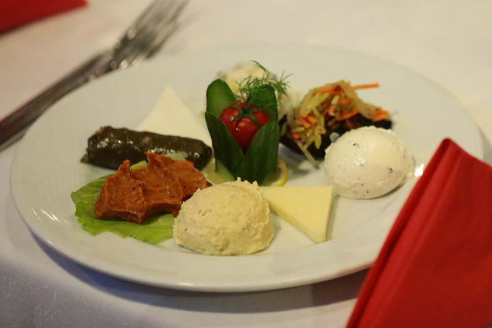 Turna Tour Dinner Cruise (Silver Program) + Drinks
