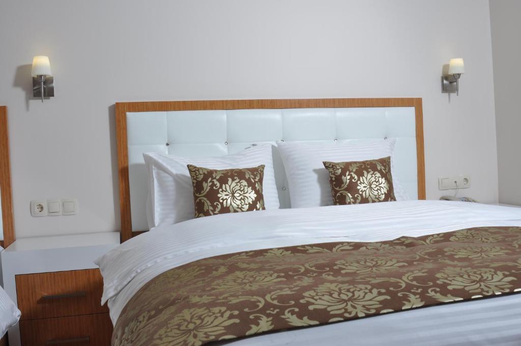 Double or Twin Room 67