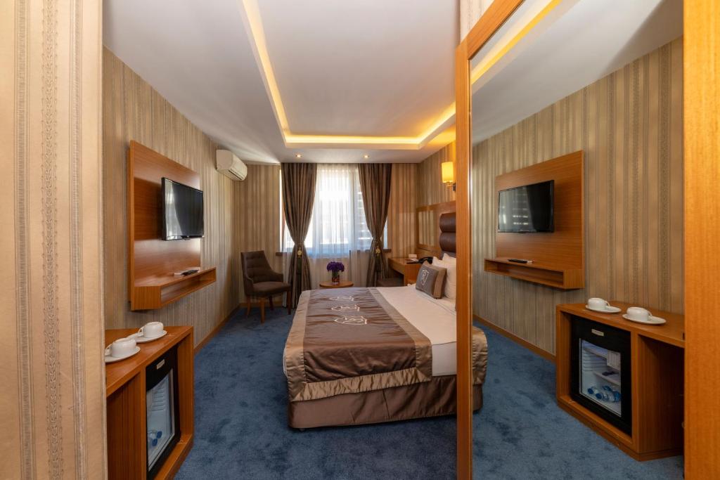 Standard Double or Twin Room