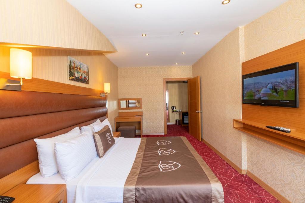 Suite with Balcony
